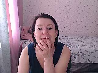 AlexyFoster naked stripping on cam for live sex video chat
