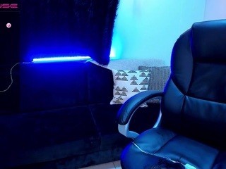 alicewalker naked in her Live Sex Chat