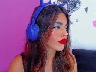 amy robeerts naked in her Live Sex Chat