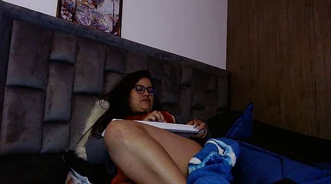 ANAIDS naked stripping on cam for live sex video chat