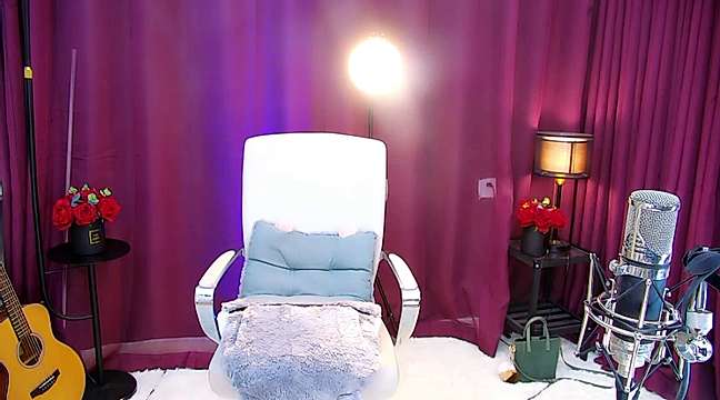Angel_JJ naked stripping on cam for live sex video chat