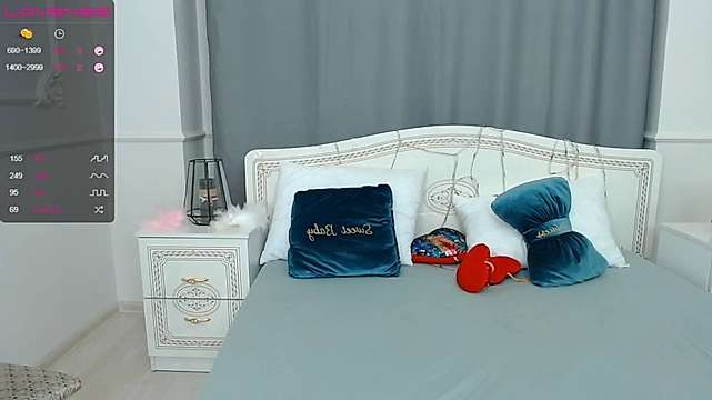 AnnetHaku naked stripping on cam for live sex video chat