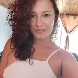 April_Rouse_ naked before webcam in live video chat