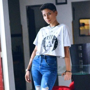 Ashley_bakerr naked before webcam in live video chat