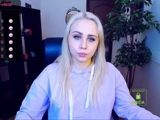 b1un-98293 naked in her Live Sex Chat