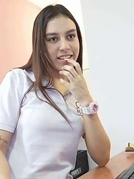 Barbiegirl- naked stripping on cam for live sex video chat