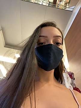 bellelouise naked stripping on cam for live sex video chat