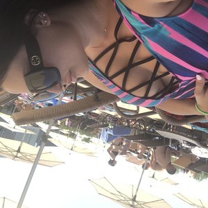 BubbleBoobs naked before webcam in live video chat