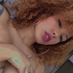 Ccnut_2 naked before webcam in live video chat