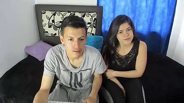 couplehorny21 naked stripping on cam for live sex video chat