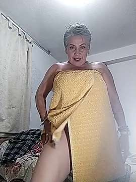DirtyBIianca naked stripping on cam for live sex video chat