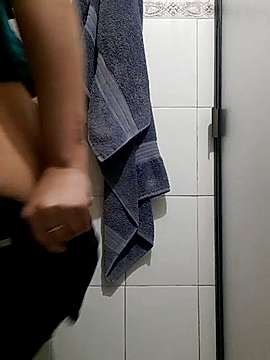 emma_maya naked stripping on cam for live sex video chat
