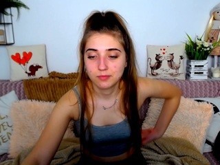 emmaholand naked in her Live Sex Chat