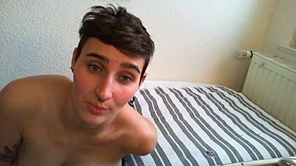 EvaBaumgartner naked stripping on cam for live sex video chat