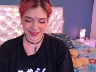 ?, SWEET MICH ? naked in her Live Sex Chat