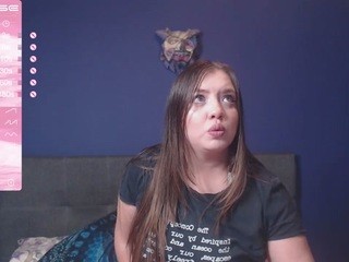 ?, ??????????? naked in her Live Sex Chat