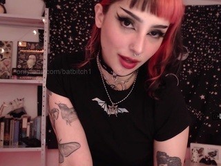 ?, ?Emma?? naked in her Live Sex Chat