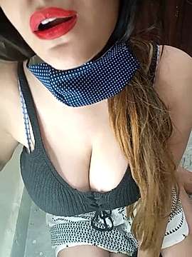 friendzone1 naked stripping on cam for live sex video chat
