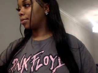 GoddessChanelLips naked in her Live Sex Chat