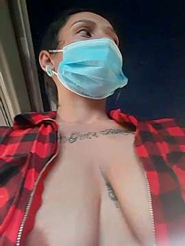 GYMkittygirl naked stripping on cam for live sex video chat