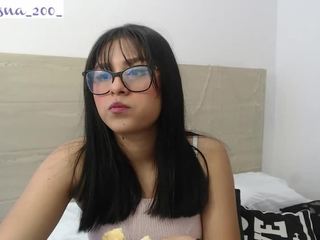 hasnaa-20 naked in her Live Sex Chat