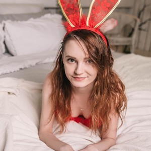 JannaVerdi naked before webcam in live video chat