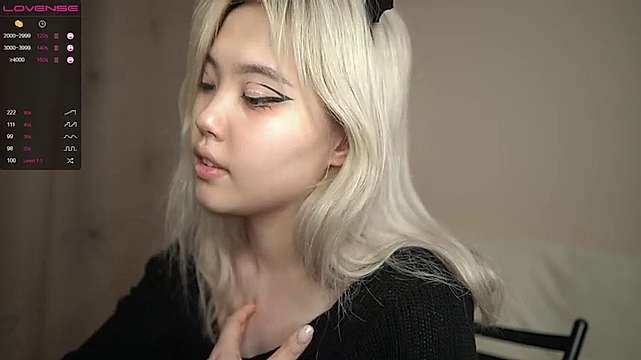 _Jenny_Sweety_ naked stripping on cam for live sex video chat