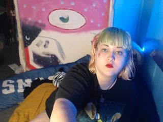 JoannaBelle naked in her Live Sex Chat