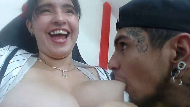 joes_201 naked stripping on cam for live sex video chat