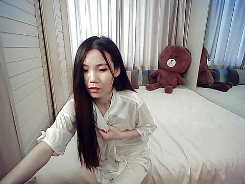 Korea_vovo naked stripping on cam for live sex video chat
