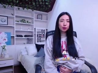 lily-evanss naked in her Live Sex Chat