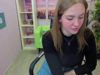 lolasweetbb naked in her Live Sex Chat
