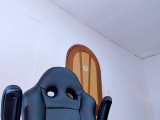 maleja-sexyx naked in her Live Sex Chat
