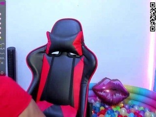 Mariana Smith naked in her Live Sex Chat