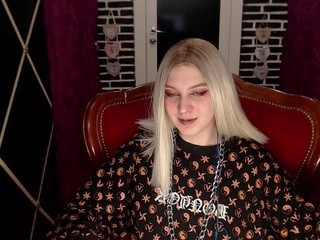 mattiehighspeed naked in her Live Sex Chat