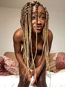 Melodyee naked stripping on cam for live sex video chat