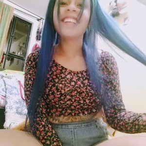 Miiaafox naked before webcam in live video chat