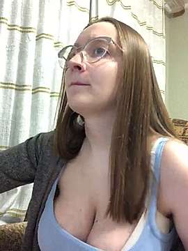 miss_elish naked stripping on cam for live sex video chat