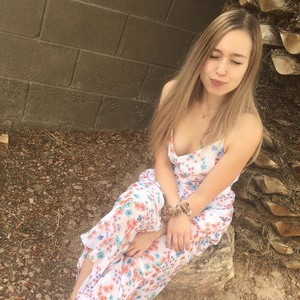 Misssexyvegas naked before webcam in live video chat