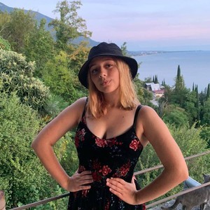 Power_Girll naked before webcam in live video chat