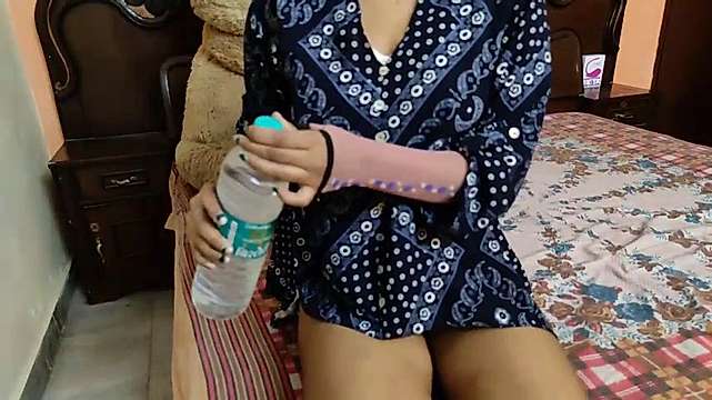 _Prachi naked stripping on cam for live sex video chat