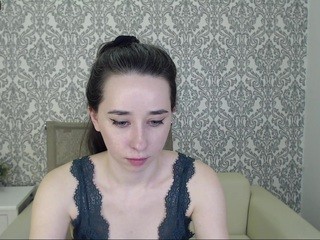 prettylilli naked in her Live Sex Chat