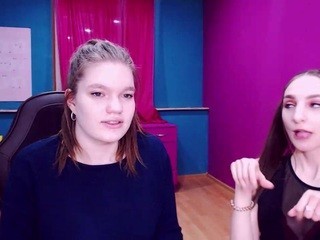 putiiiin naked in her Live Sex Chat