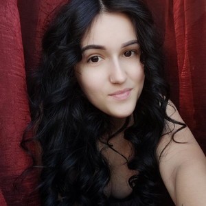 Rodica_Johns naked before webcam in live video chat