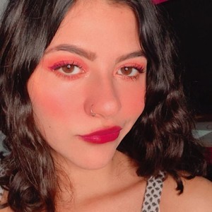 sabrinamoonl naked before webcam in live video chat