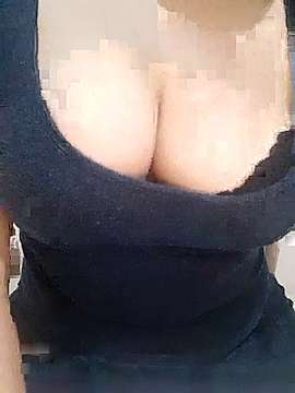 sweetbabygirl555 naked stripping on cam for live sex video chat