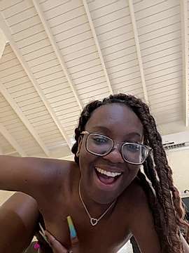 taylorsosweet naked stripping on cam for live sex video chat