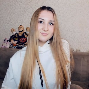 ValeriWin naked before webcam in live video chat