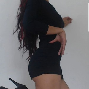 Valery_rioss naked before webcam in live video chat