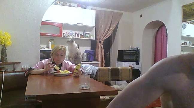 Veronica__18 naked stripping on cam for live sex video chat